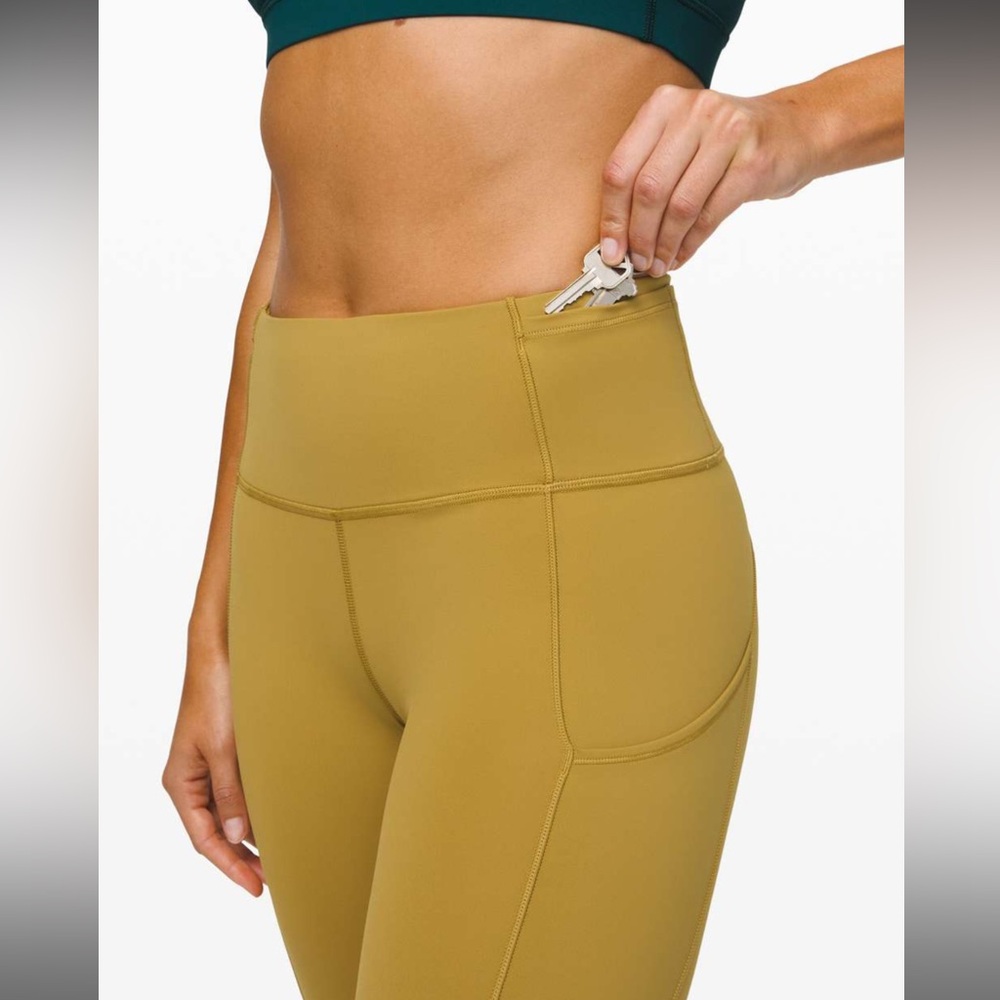 Lululemon Fast and Free Tight II 25" Non-Reflective Nulux
Grape Leaf
size 6 - Picture 8 of 12